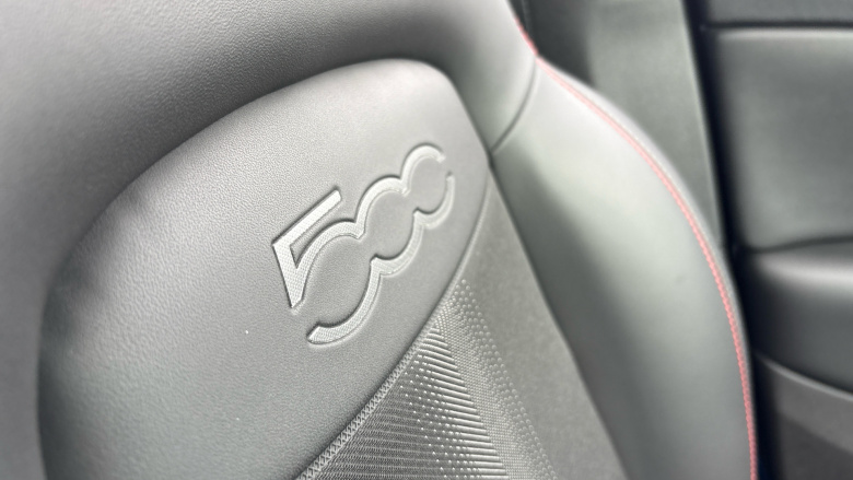 Fiat 500X 1.5 Hybrid 48V Sport 5dr DDCT Petrol Hatchback